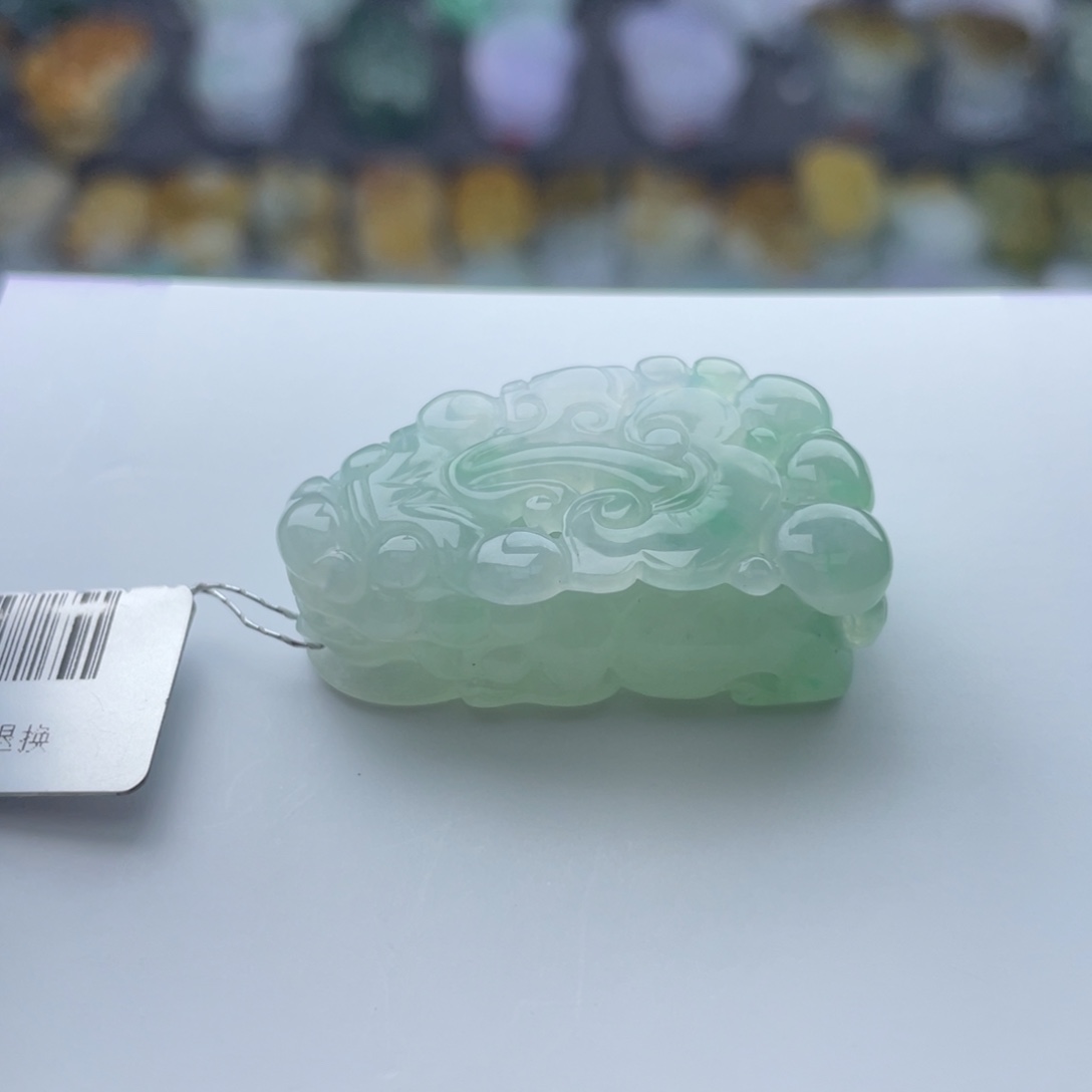 翡翠颈饰未镶嵌貔貅