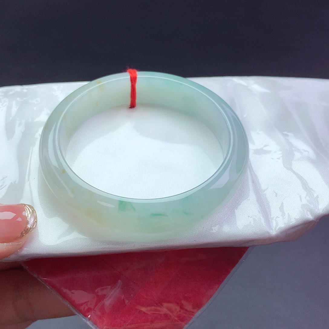 【闪购商品】翡翠手镯未镶嵌a 131751
