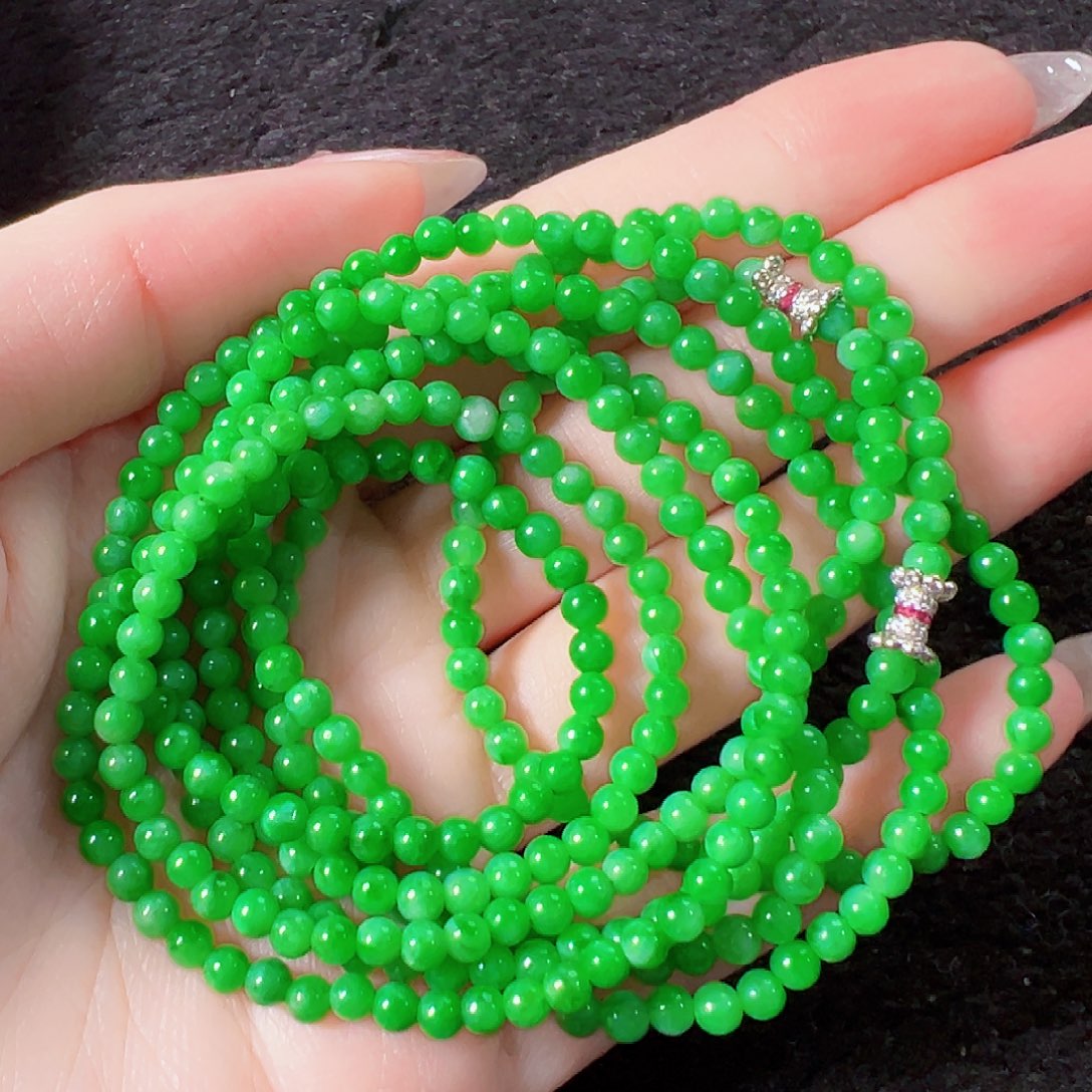 翡翠颈饰18K金镶嵌签收后24小时鉴赏期，过时不退