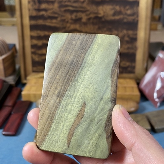 【闪购商品】?****㎕金丝楠阴沉木无事牌