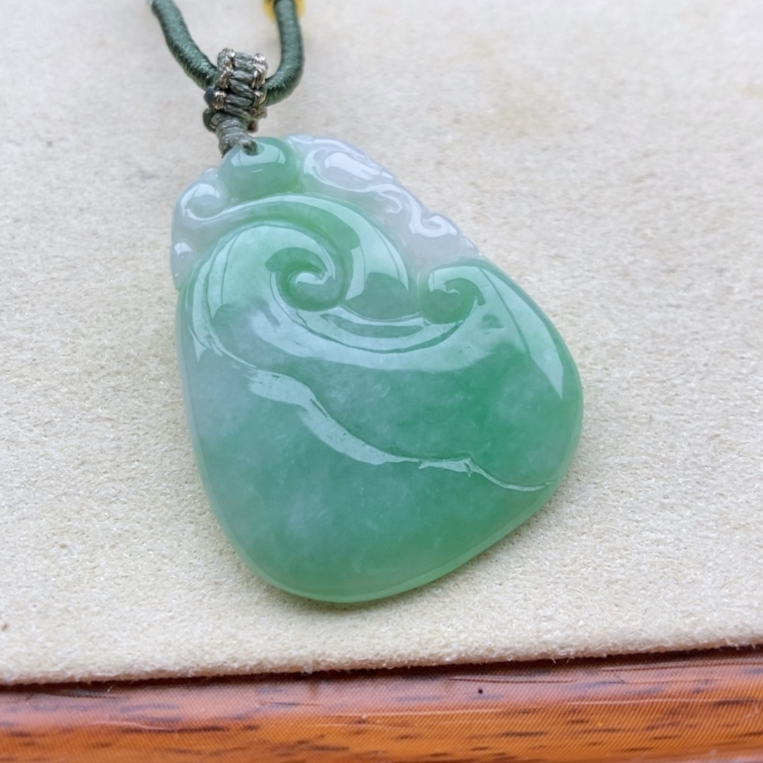 翡翠未镶嵌颈饰吊坠25