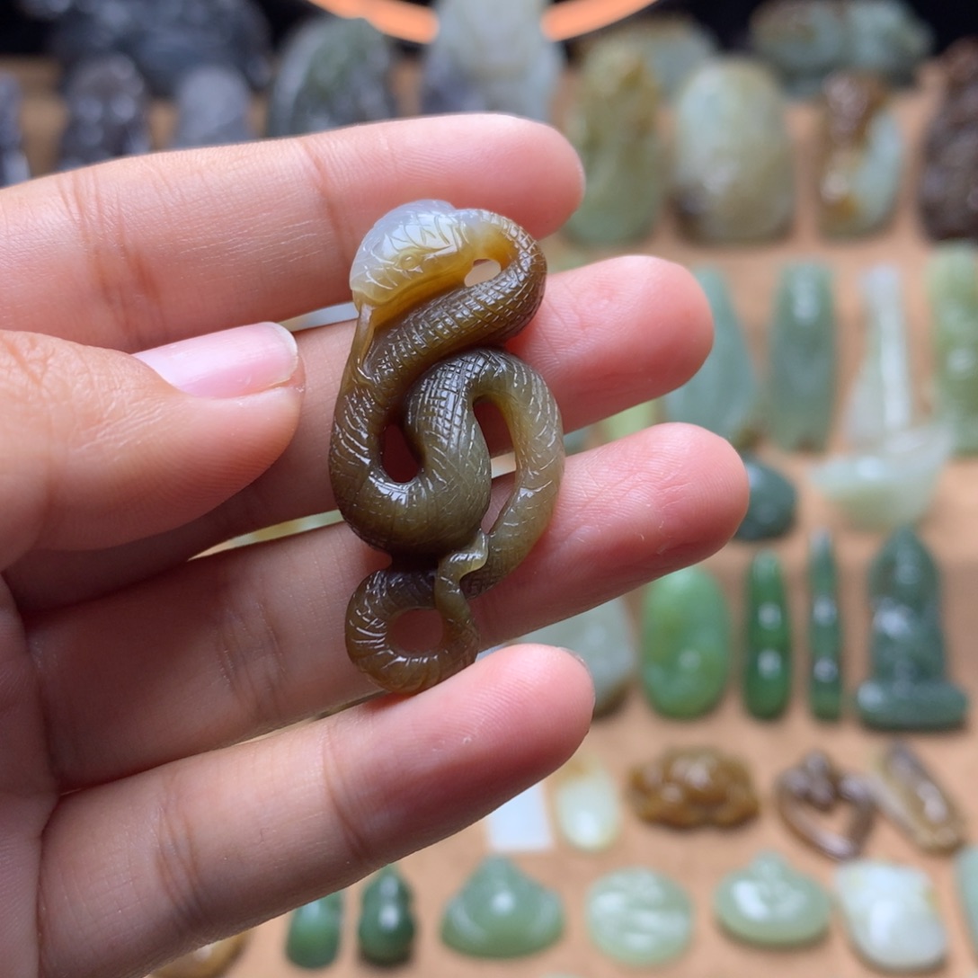 和田玉挂件未镶嵌