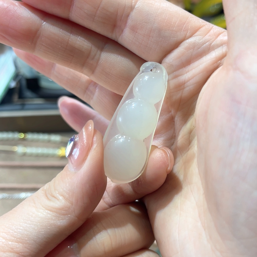 岫玉手镯未镶嵌手镯