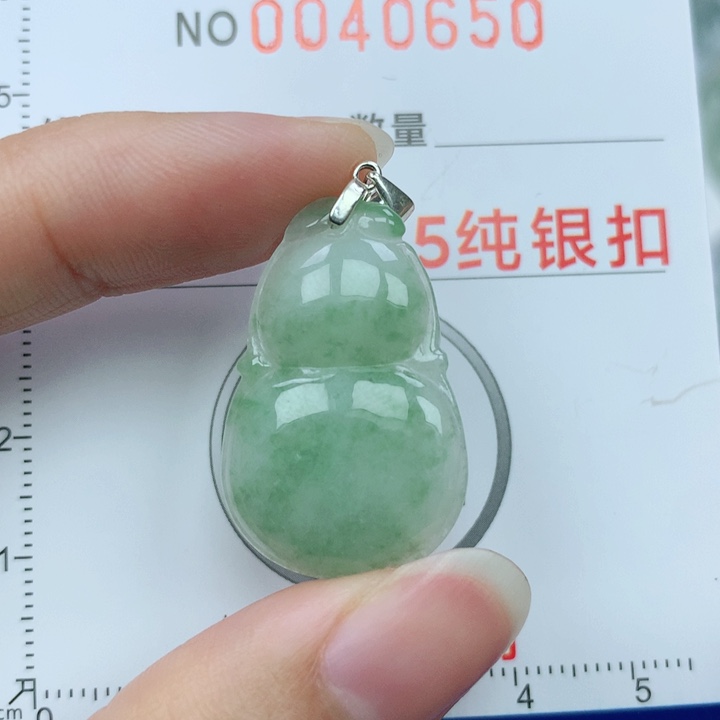 翡翠颈饰银S925镶嵌天然翡翠a货