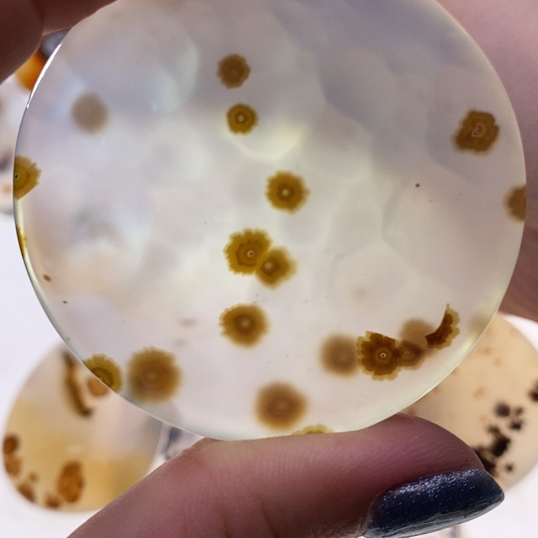 未镶嵌玛瑙/玉髓珠宝奇石