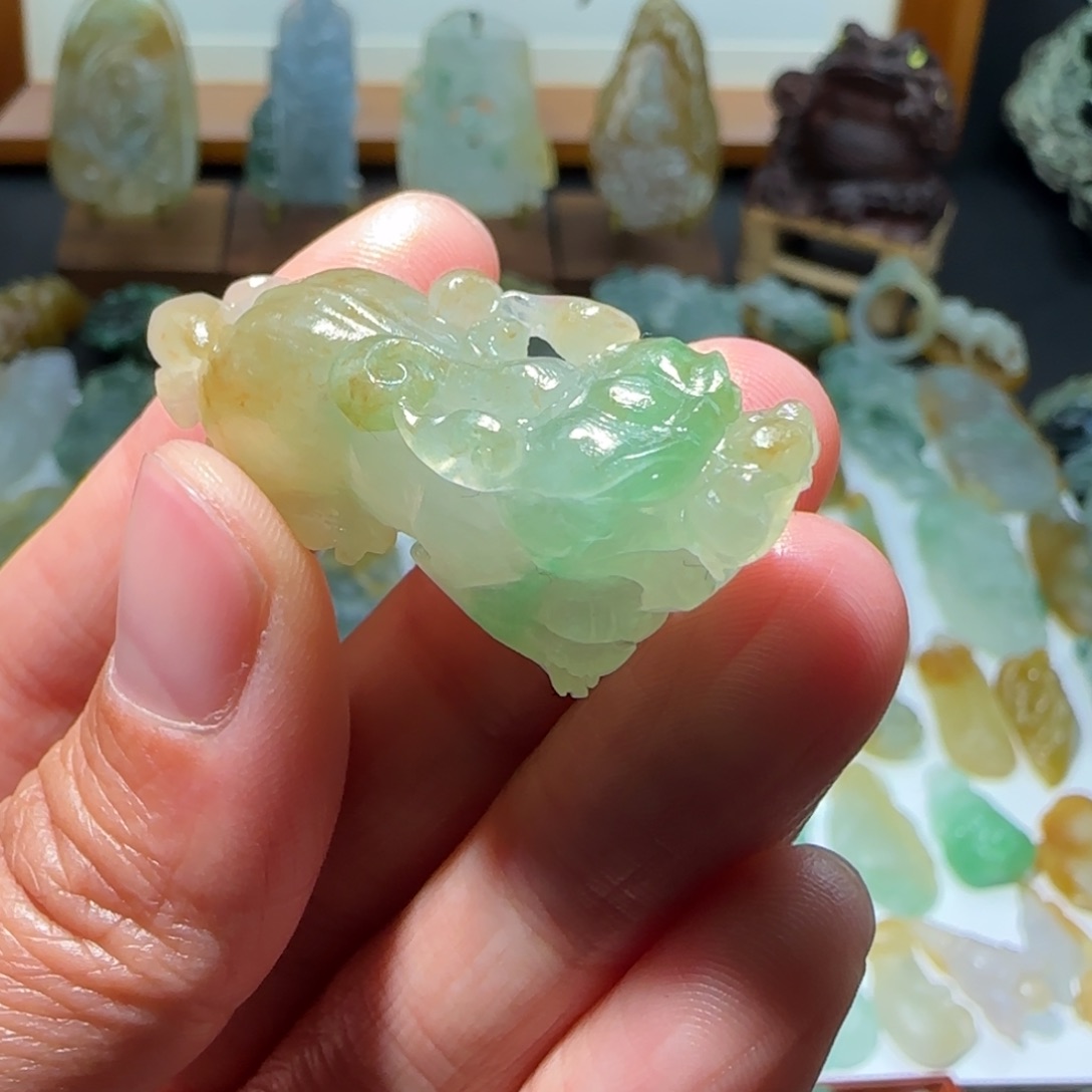 定制翡翠未镶嵌缅甸翡翠