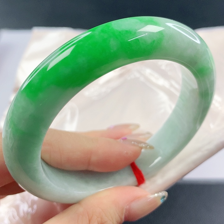 未镶嵌手镯翡翠，332