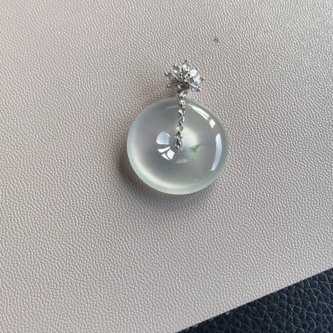 翡翠颈饰18K金镶嵌天然缅甸翡翠吊坠23.4-5.7