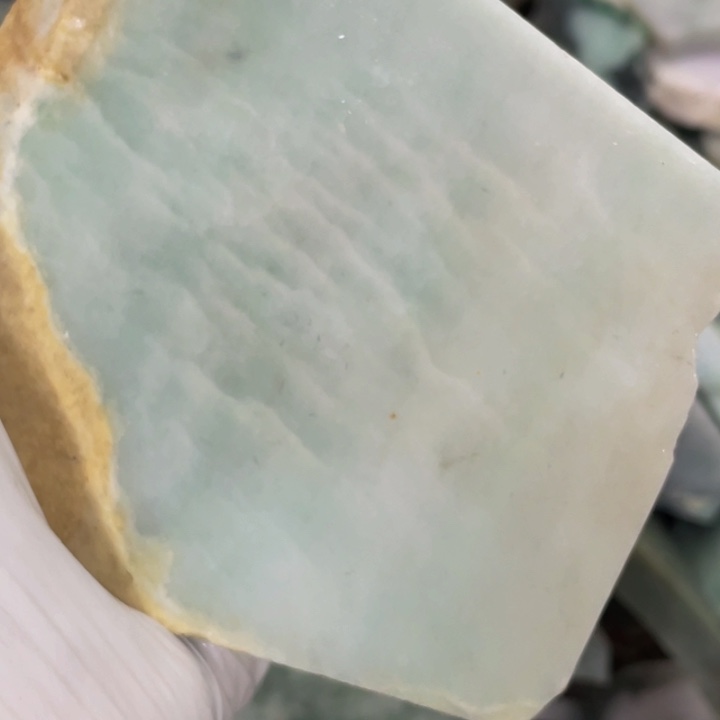 翡翠吊坠(不含链)未镶嵌天然翡翠边角料