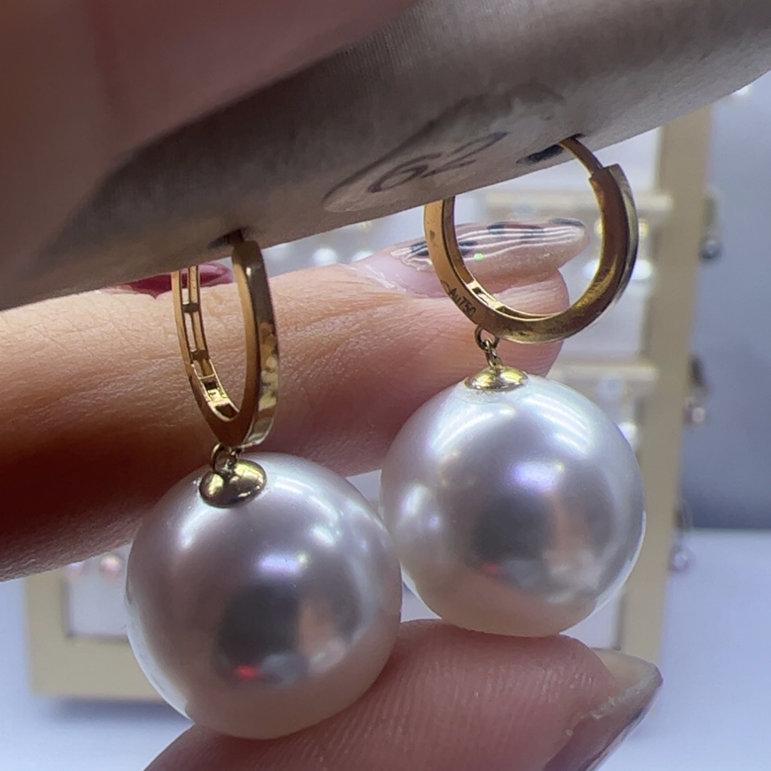 淡水珍珠耳饰18K金镶嵌