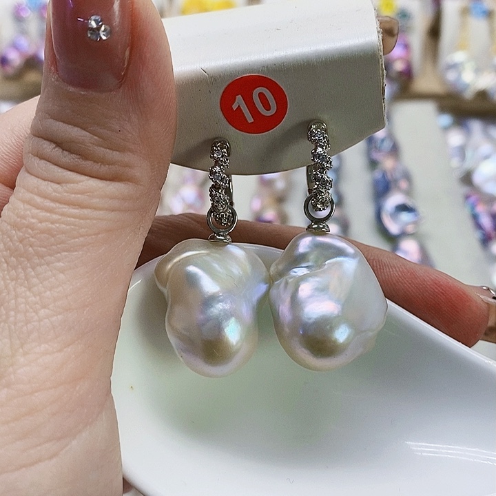 银S925镶嵌耳饰淡水珍珠
