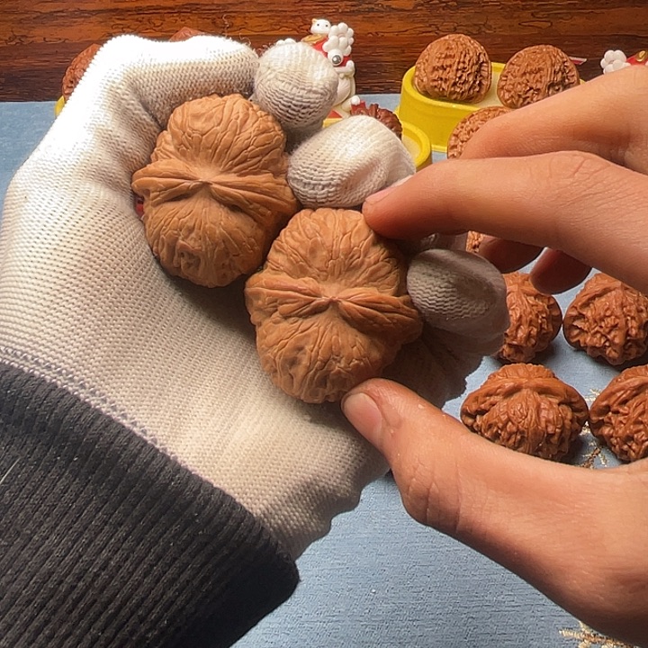 外***哥把件文玩核桃43元宝