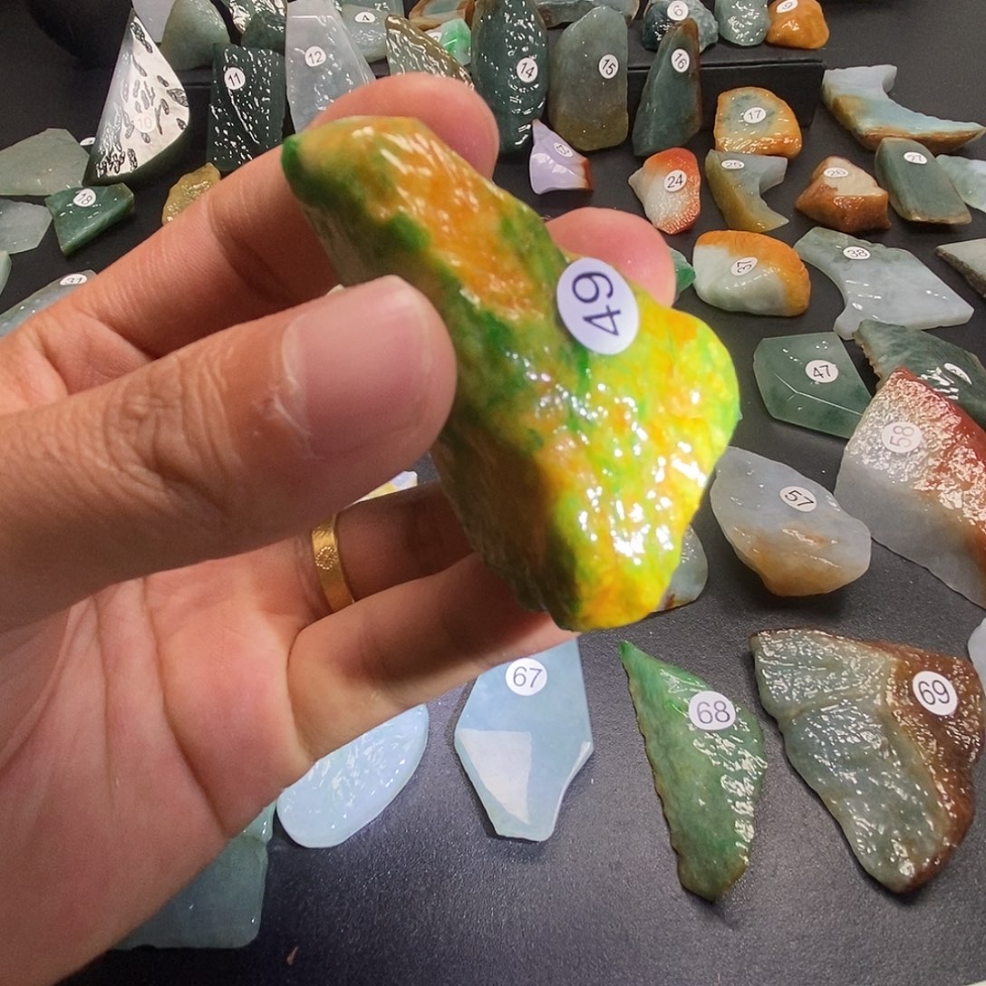 定制翡翠未镶嵌翡翠