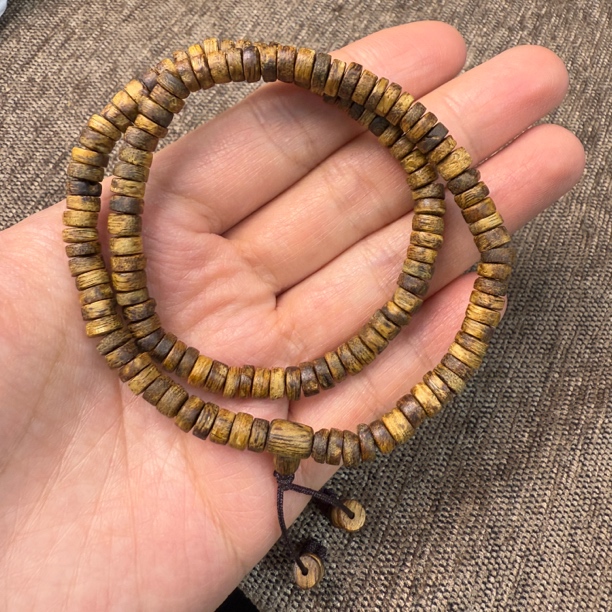 沉香手串双圈05  手提片珠6g+多样性发一