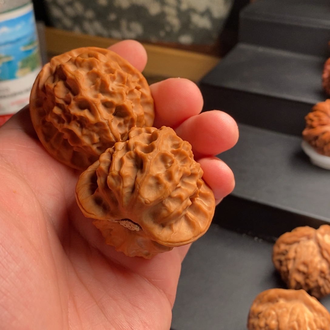 晚***渡吊坠文玩核桃核为贵