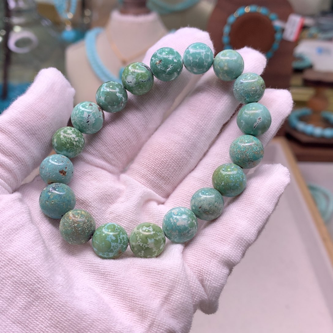 绿松石配饰未镶嵌