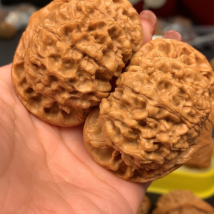 文玩核桃吊坠55.8官帽