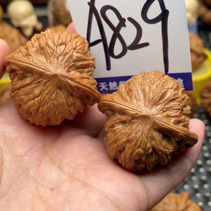 把件桃核磨盘狮子头41