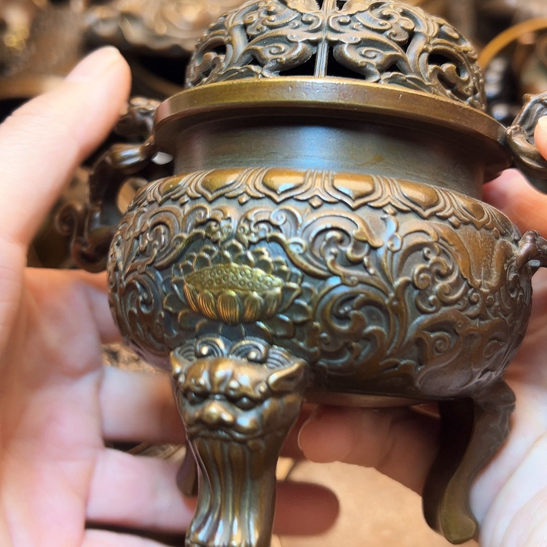 精美铜器工艺品等