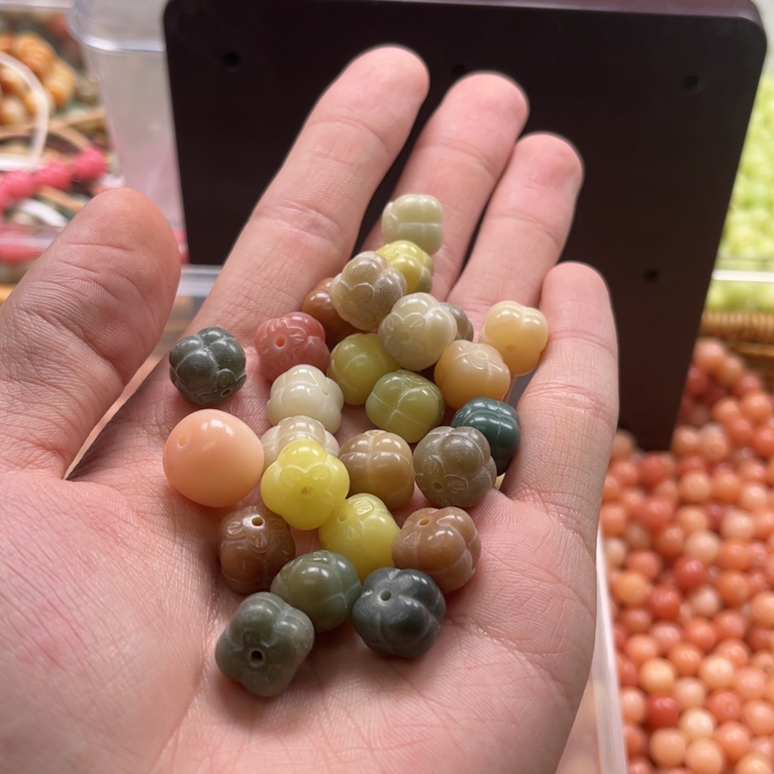 【闪购商品】白玉菩提吊坠a12/10+1颗柿子