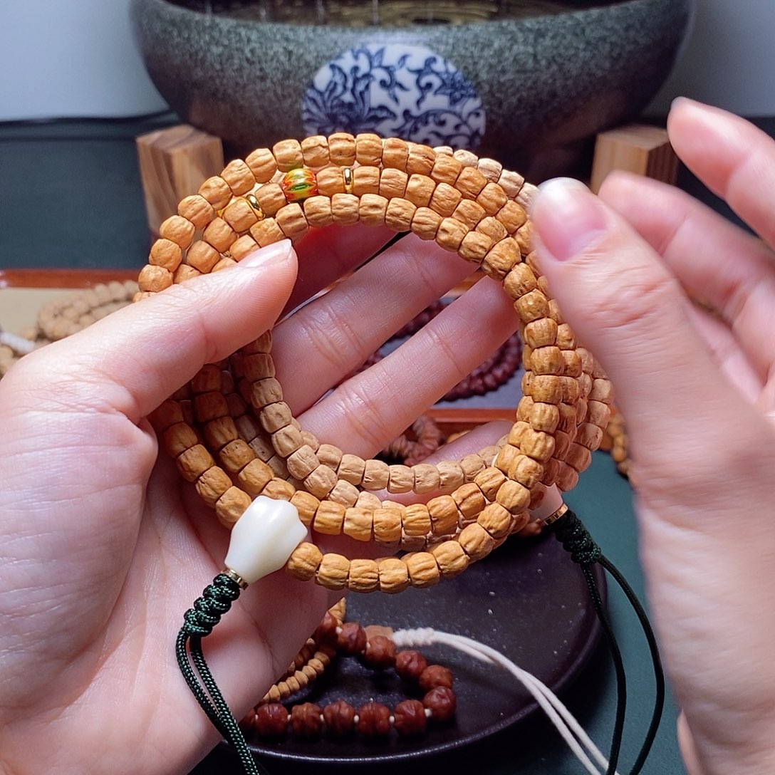 柏香籽/百香籽吊坠149.9方块