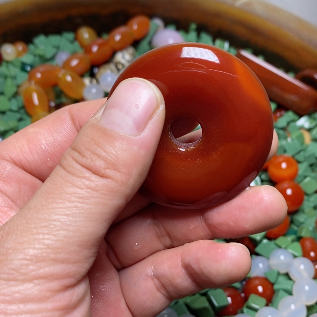 未镶嵌颈饰玛瑙/玉髓