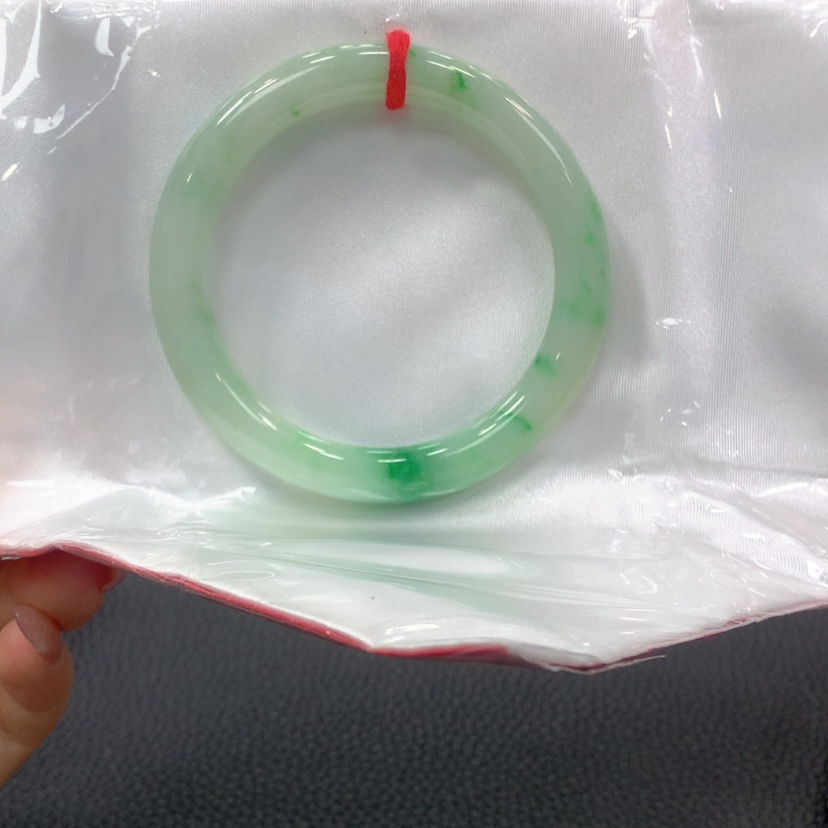 【闪购商品】翡翠未镶嵌手镯?****翡翠