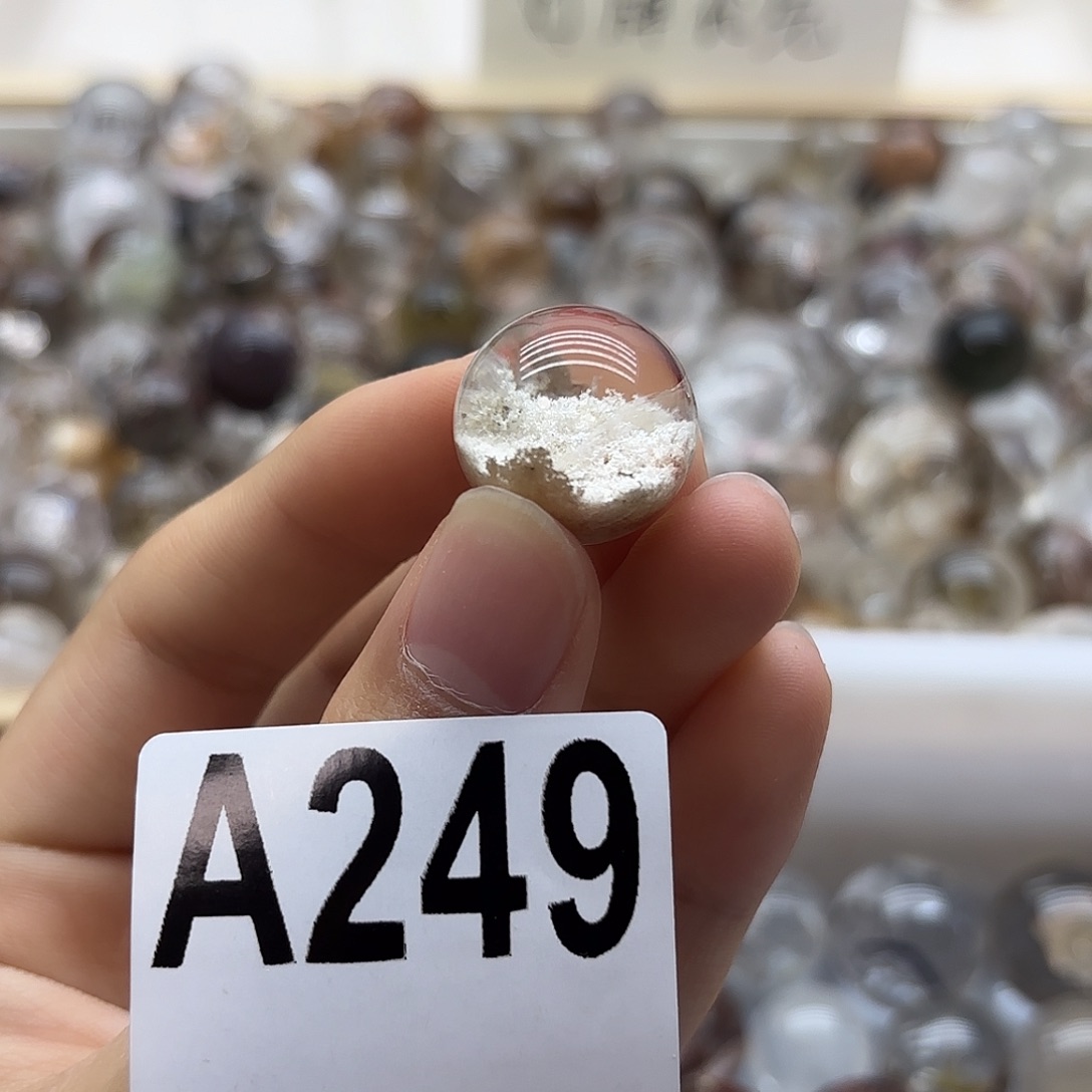 夯***@珠宝半成品水晶未镶嵌249