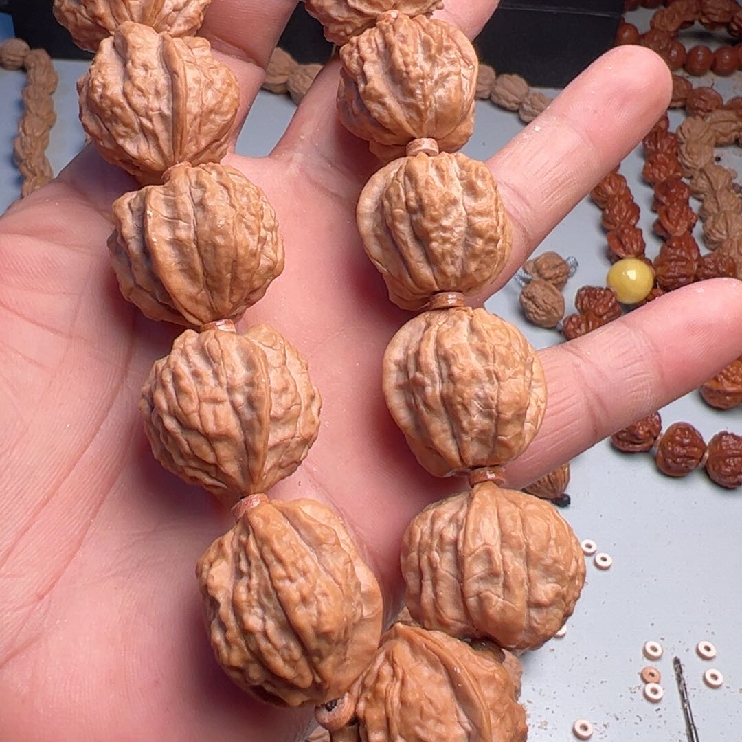 吊坠猴头核桃?****金蟾24血蛤