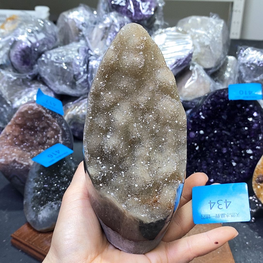水晶大型摆件（非配饰）未镶嵌