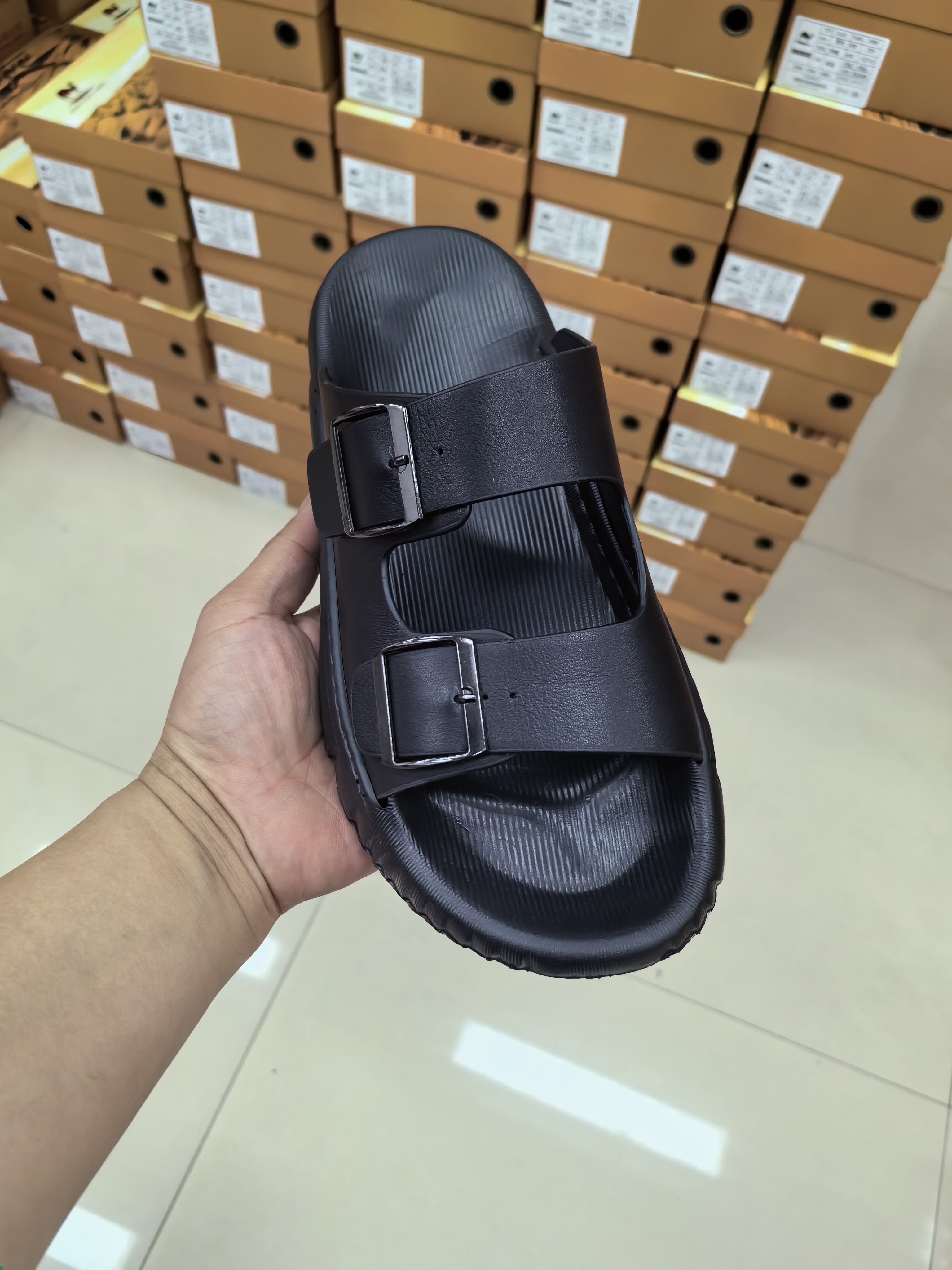 335头层牛皮百搭男士拖鞋