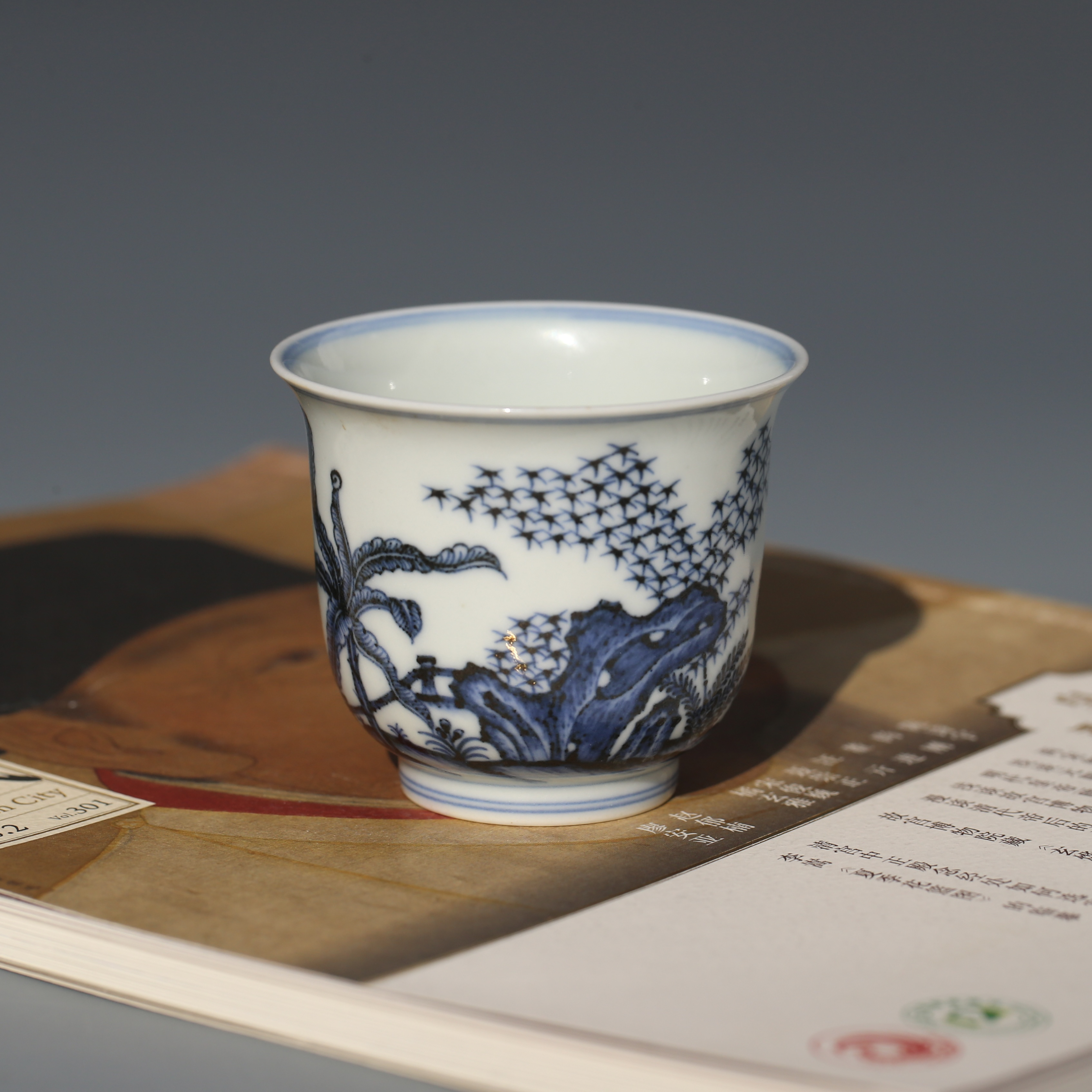 景德镇春风祥玉 青花老春石竹芭蕉金钟杯 阿贵茶庄