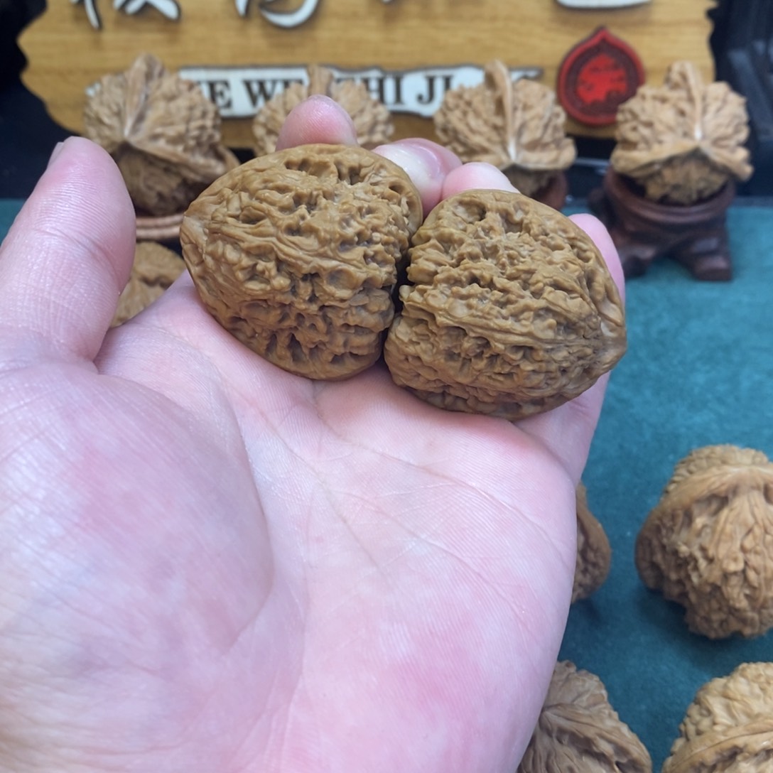 文玩核桃把件南将石37全品全家福