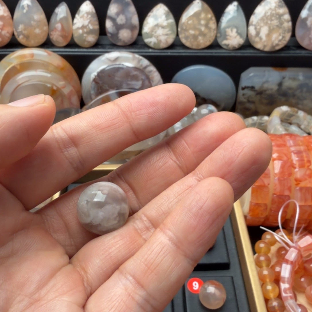 雨***凉玛瑙/玉髓合金颈饰