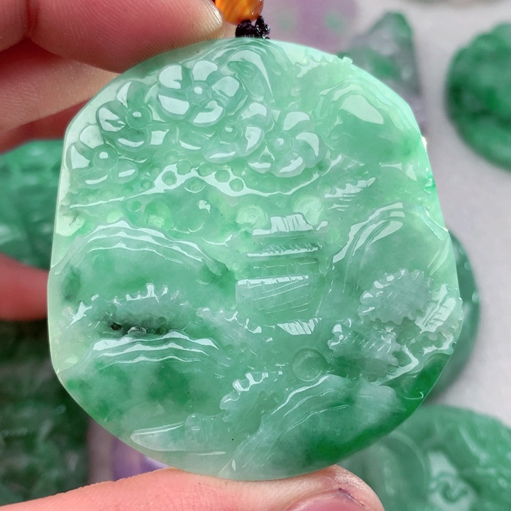 翡翠吊坠(不含链)未镶嵌