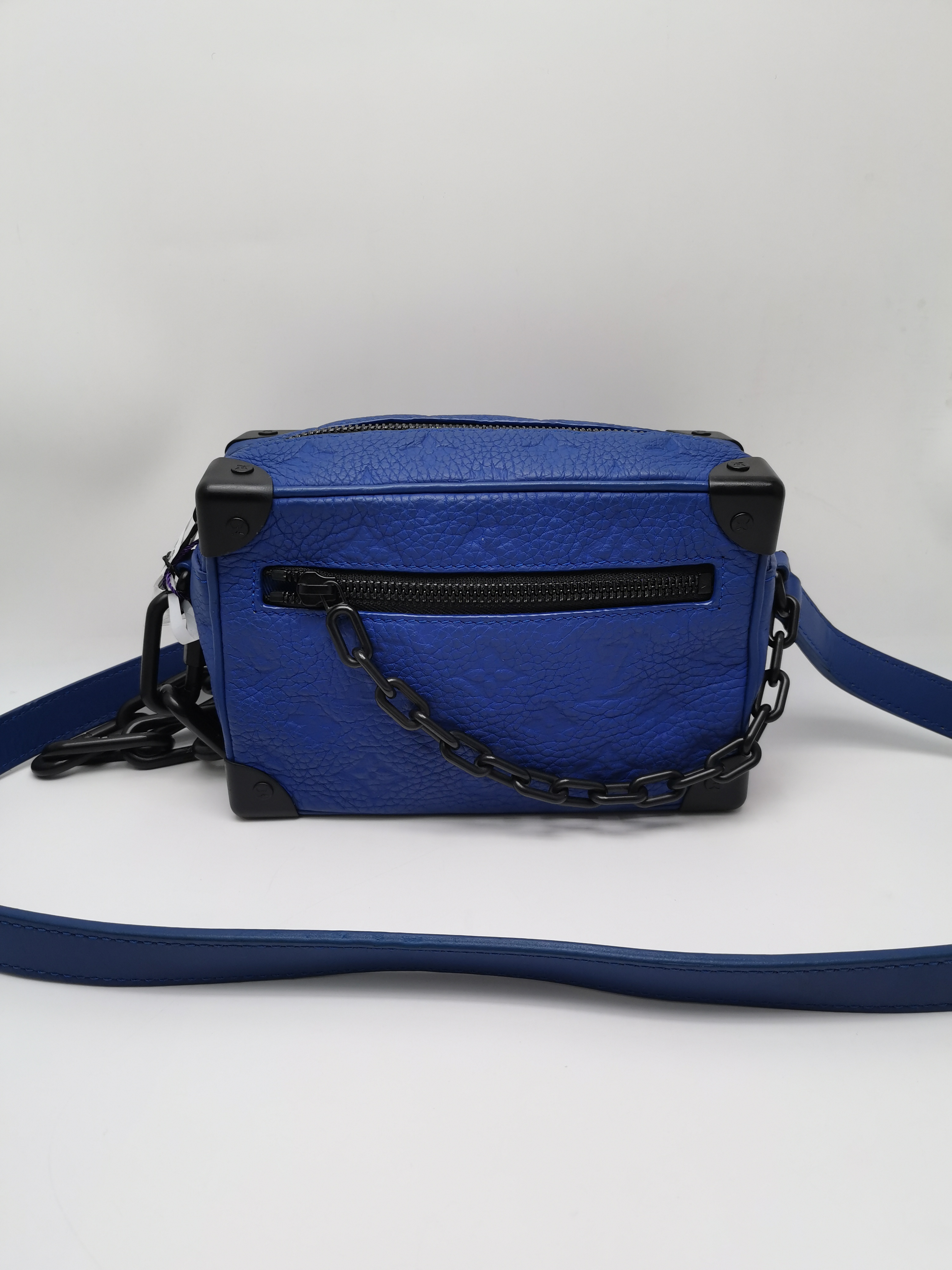 99新 LouisVuitton/路易威登 17767LVSOFTTRUNK压纹盒子单肩
