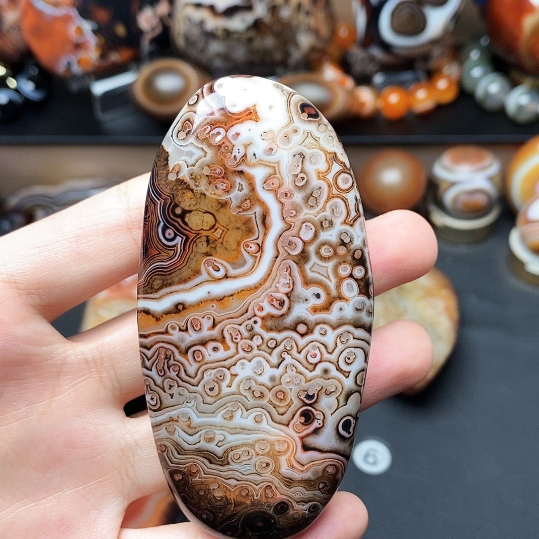 未镶嵌两毛玛瑙/玉髓