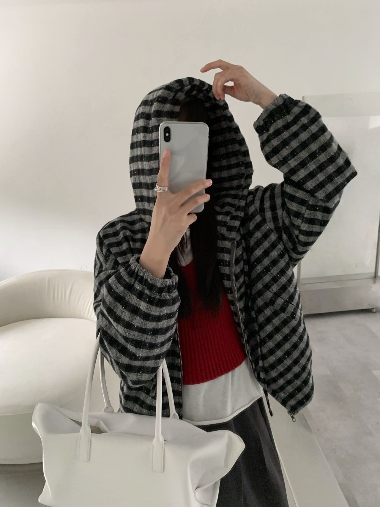 Z.X    欧货格纹连帽花呢帽衫外套  8681（C8架）