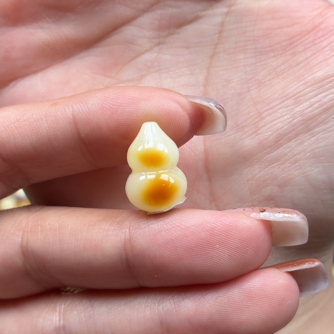 琥珀未镶嵌裸石蜜蜡