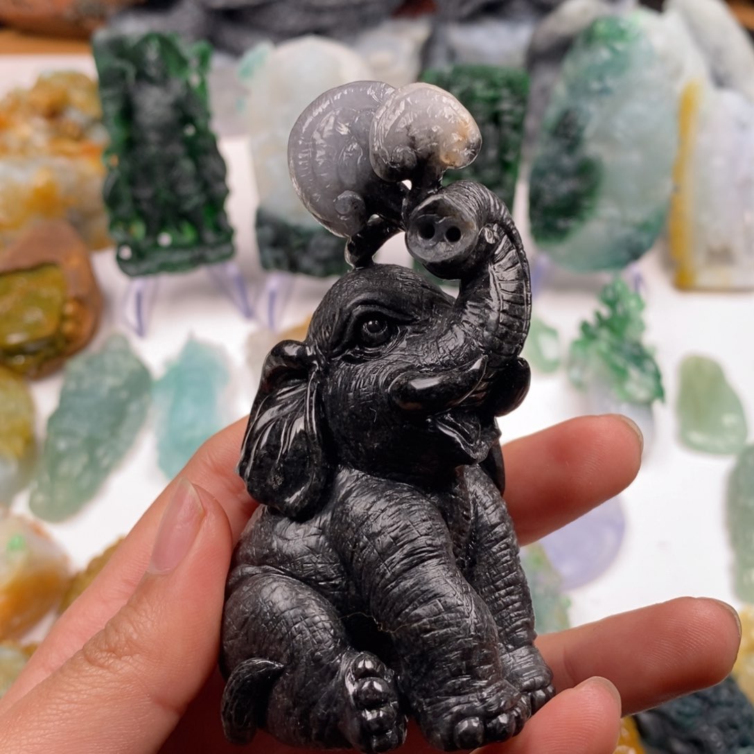 定制翡翠未镶嵌翡翠