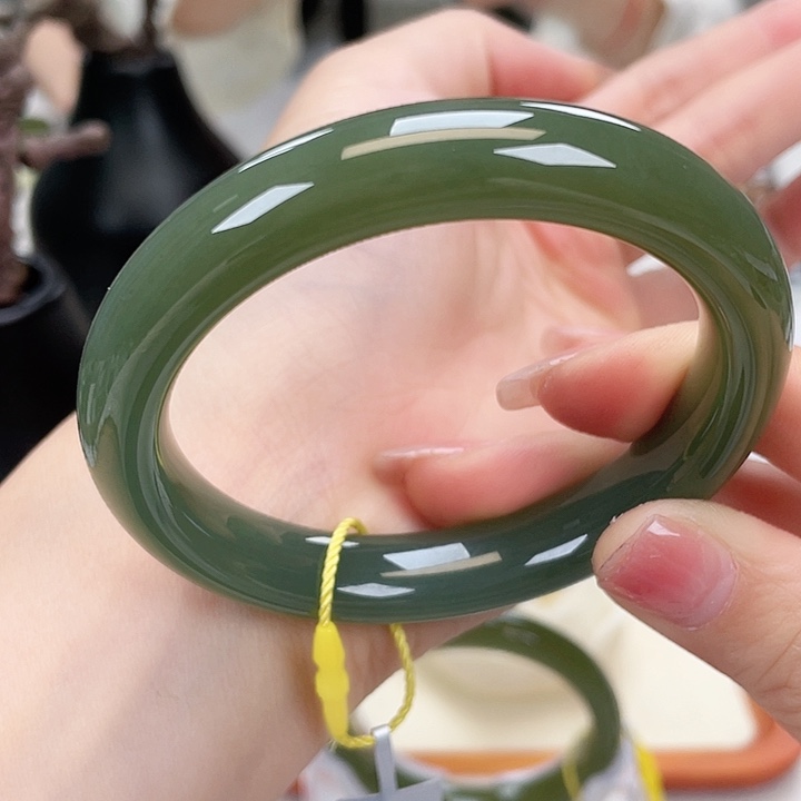 和田玉手镯5556未镶嵌