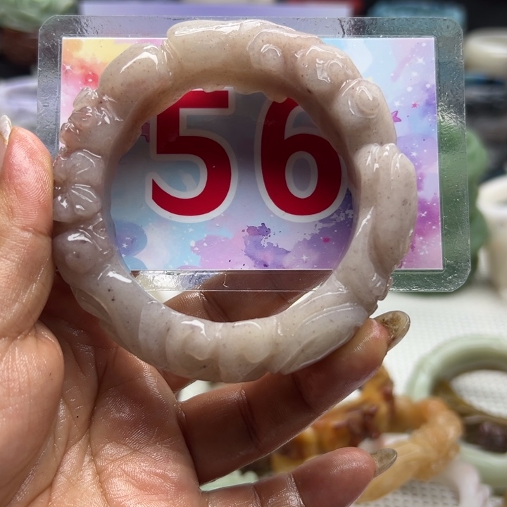 石英岩玉手镯未镶嵌