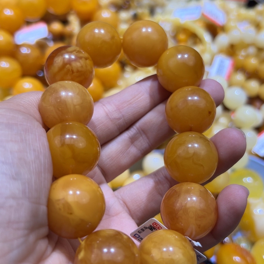 琥珀珠宝奇石未镶嵌