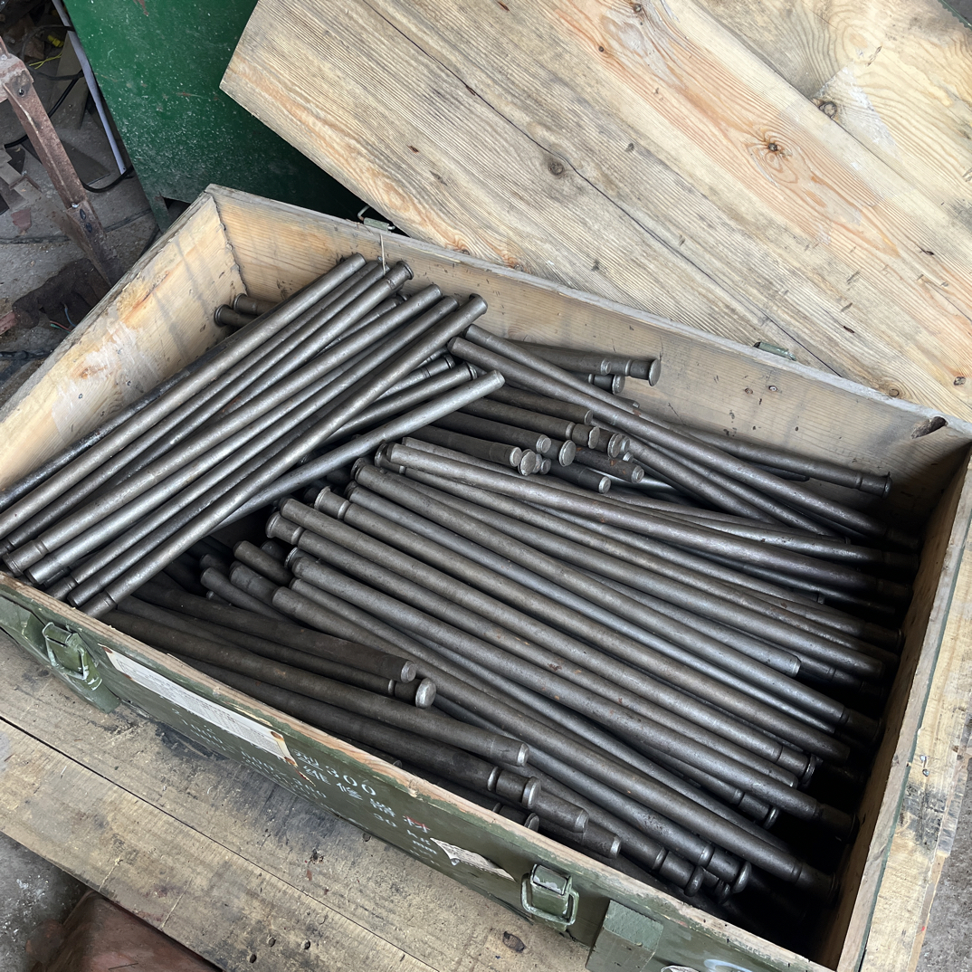 （履带销钉）库存老货高碳钢铁棍撬棍