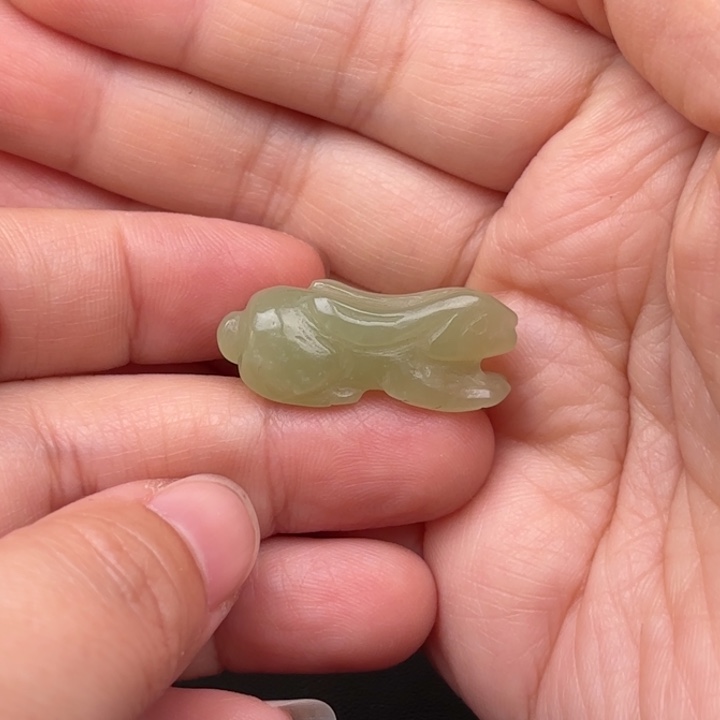 未镶嵌和田玉挂件