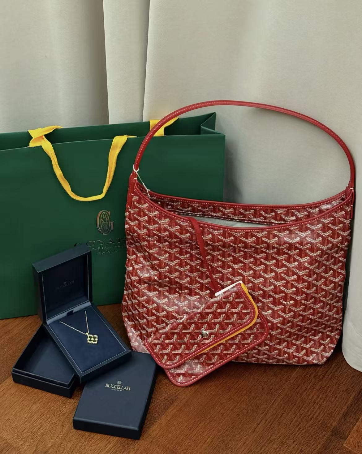 未使用 Goyard 代卖服务！红色老花hobo包 18360885