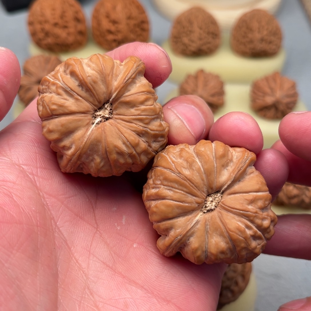 文玩核桃吊坠42荷叶大底南瓜