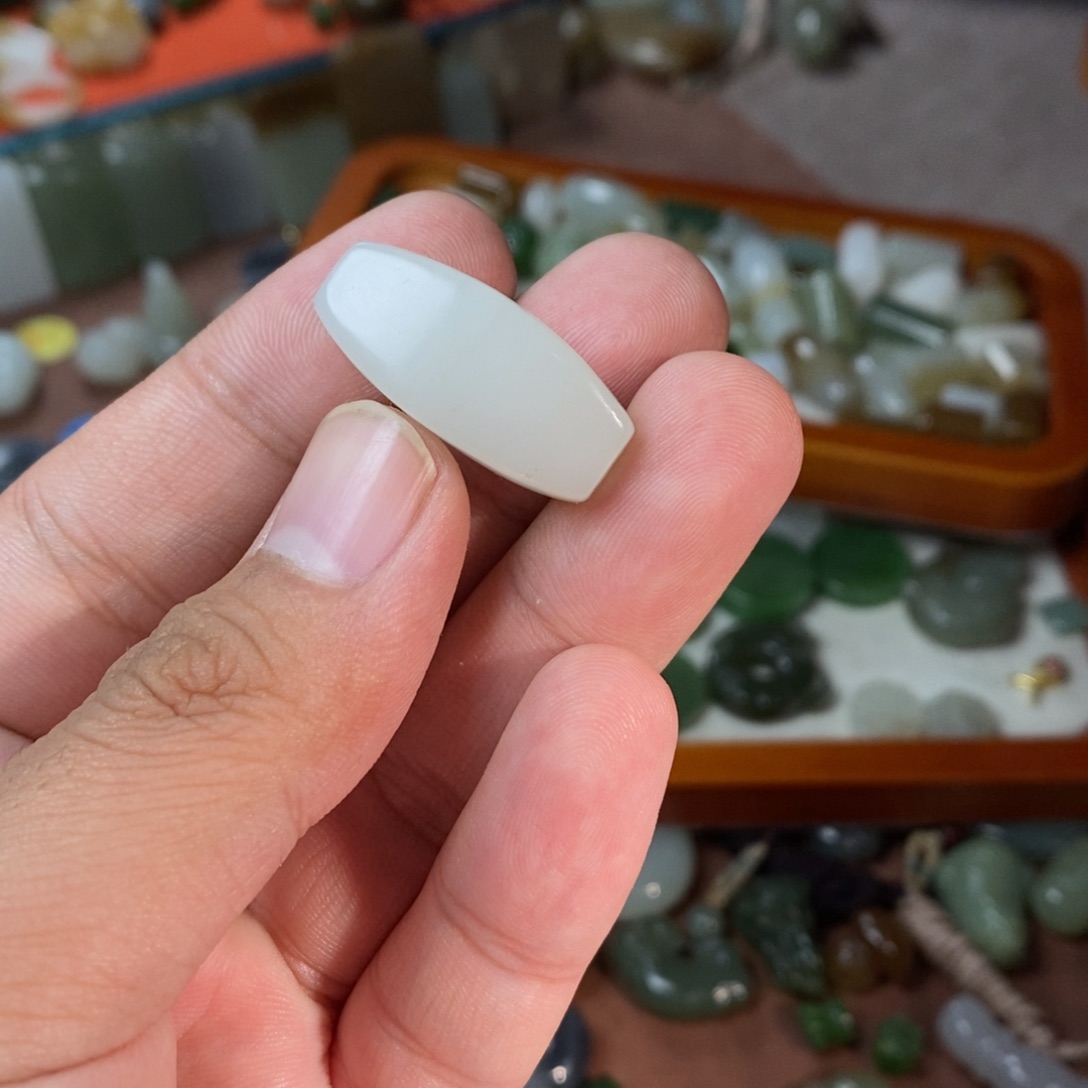 时***妹和田玉未镶嵌吊坠(不含链)