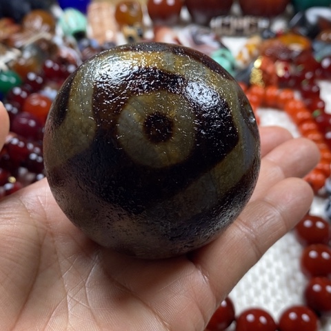 顺***意玛瑙/玉髓未镶嵌挂件