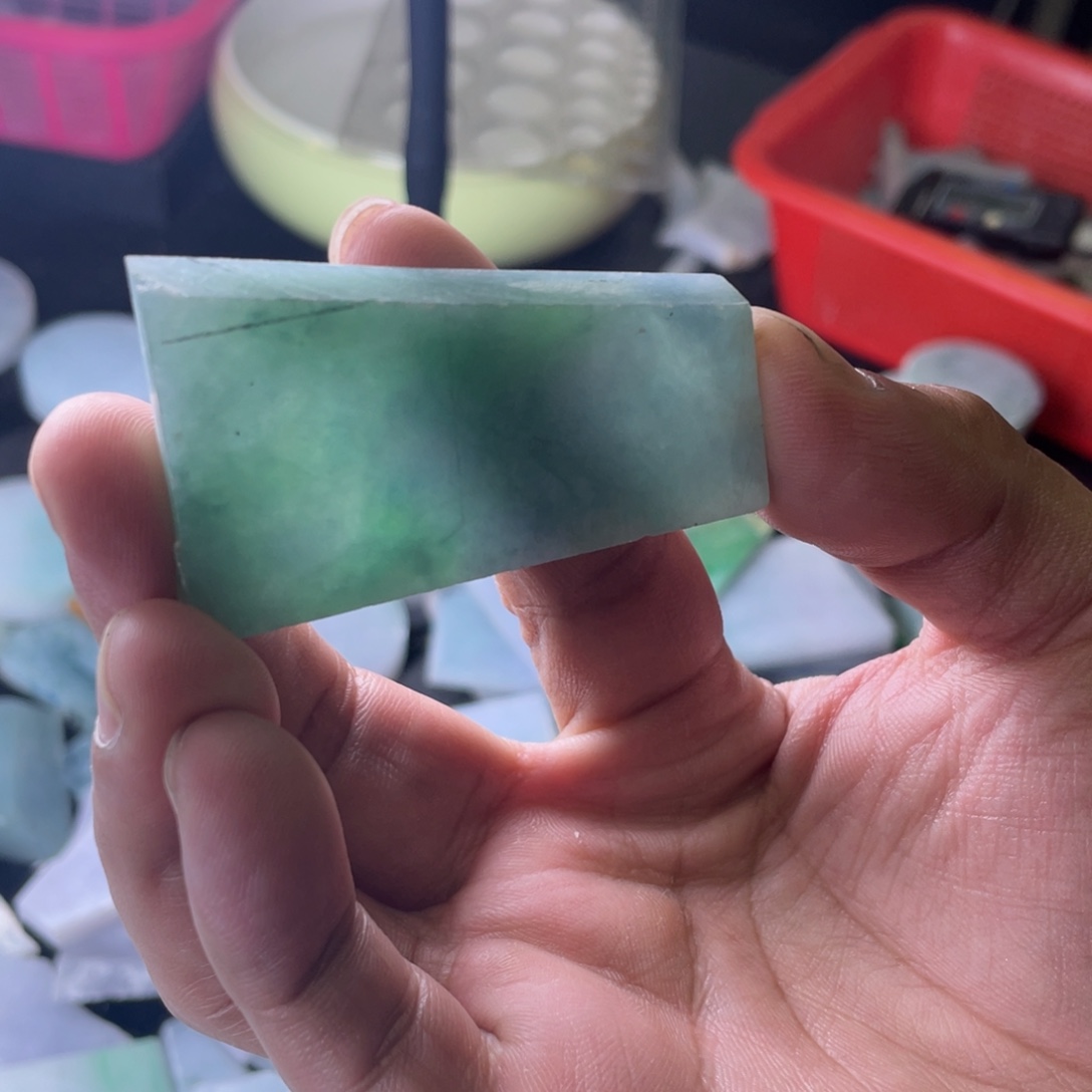 未镶嵌定制翡翠   